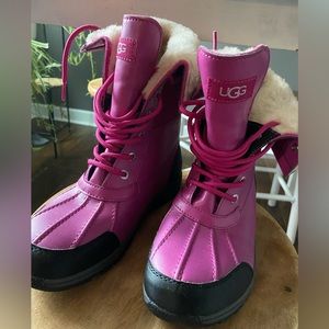 Girls uggs